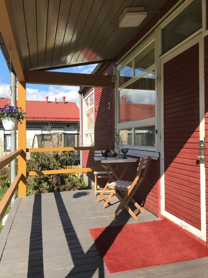 Bungalow House Flat In Rekola 33M2 Vantaa Luaran gambar